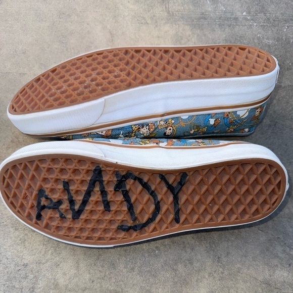 Vans x Disney Toy Story Woody Authentic Sneaker Unisex Men' 5 Women's 6.5 E… - Picture 2 of 8